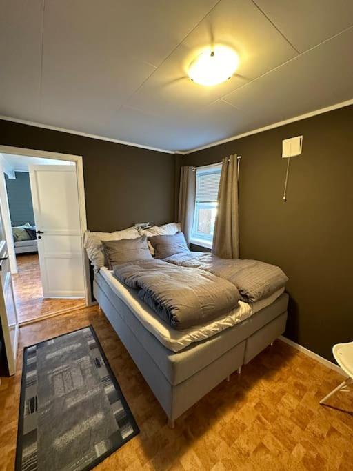 Leilighet I Rolig Gate Med Utsikt Og Gratis Parkering Tromsø Exterior foto